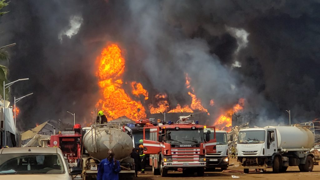 Incendie pétrolier à Kaloum : le nombre de décès est de 24 et 11 corps non identifiés