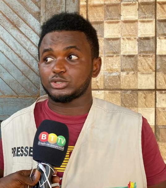 Journalistes guinéens, levez-vous avant l’enterrement final de la liberté de la presse ! (Par Aliou Maci Diallo)