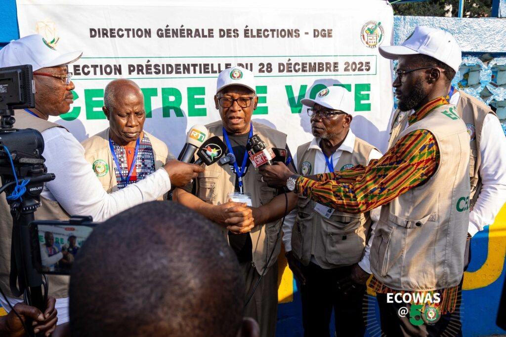 Présidentielle en Guinée : la CEDEAO déploie ses observateurs pour le démarrage du scrutin à Conakry