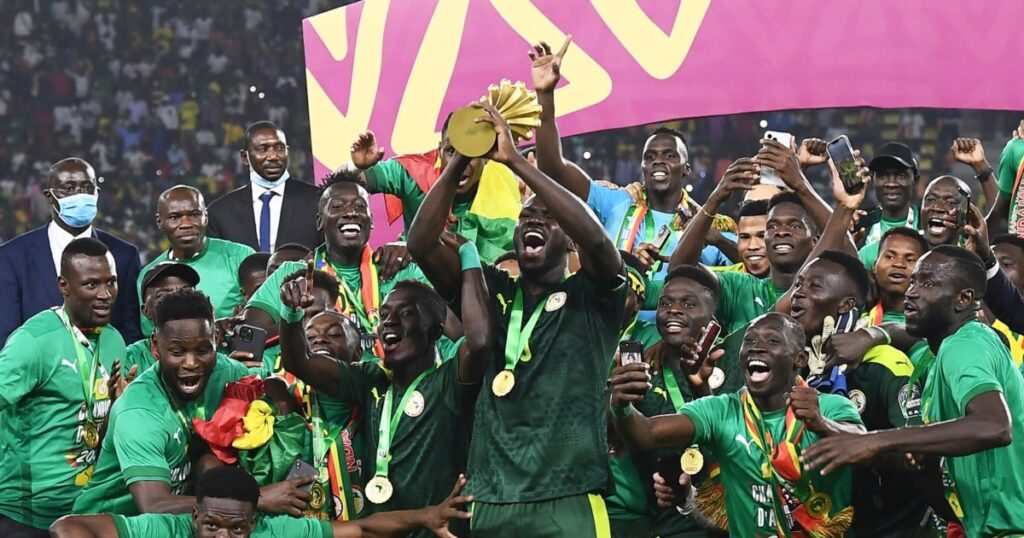 Entre émotion et controverse, le Sénégal décroche la CAN 2025 face au Maroc
